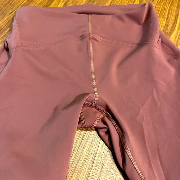 LULULEMON HIGH RISE LEGGINGS - Picture 3 of 4